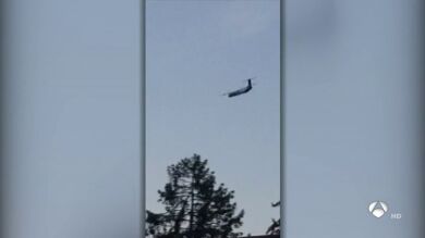 La última conversación del hombre que robó y estrelló una avión en Seattle: 