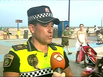 Encuentran el cadáver del joven de 20 años desaparecido en la playa de la Malvarrosa Encuentran el cadáver del joven de 20 años desaparecido en la playa de la Malvarrosa