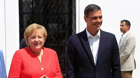 Ángela Merkel y Pedro Sánchez Ángela Merkel y Pedro Sánchez