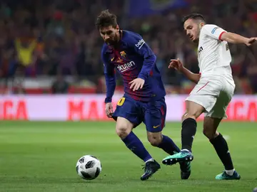 Messi y Sarabia durante un partido Messi y Sarabia durante un partido