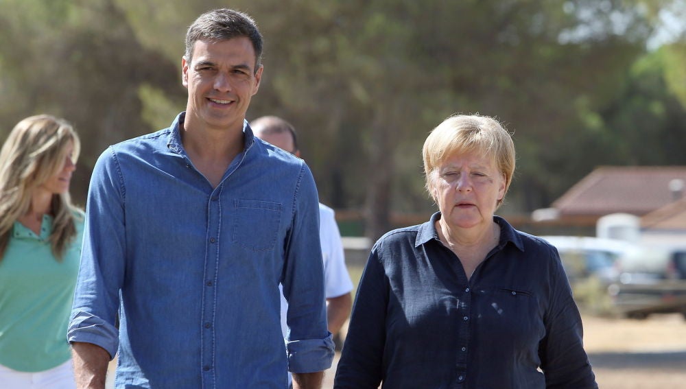 Pedro Sánchez y Angela Merkel en Doñana