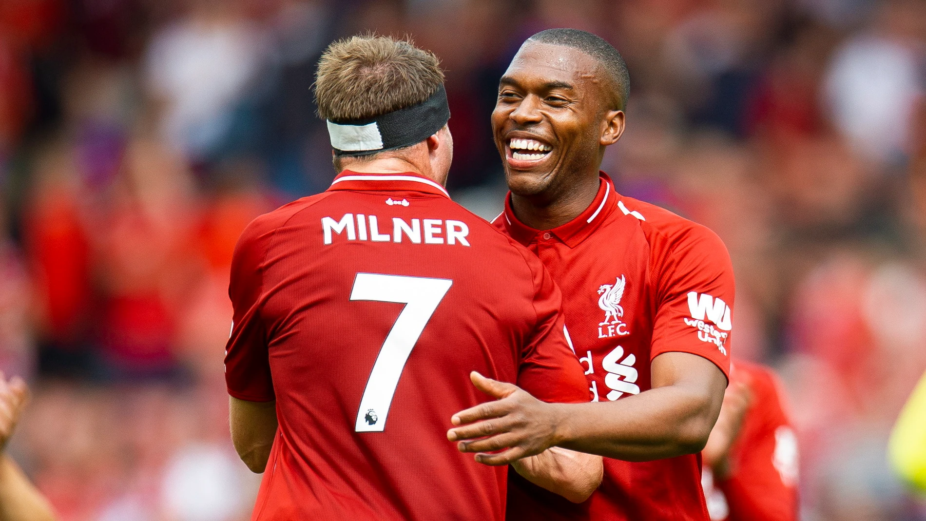 Jugadores del Liverpool celebran un gol Jugadores del Liverpool celebran un gol