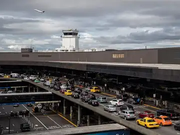 Aeropuerto Internacional de Seattle Aeropuerto Internacional de Seattle