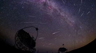 La luna permite vislumbrar con mayor claridad las Perseidas este fin de semana