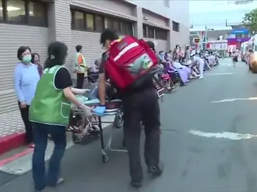 Nueve muertos en un incendio en un hospital en Taiwán Nueve muertos en un incendio en un hospital en Taiwán