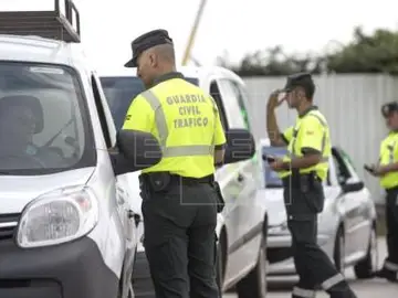 Imagen de archivo de varios controles de la DGT Imagen de archivo de varios controles de la DGT