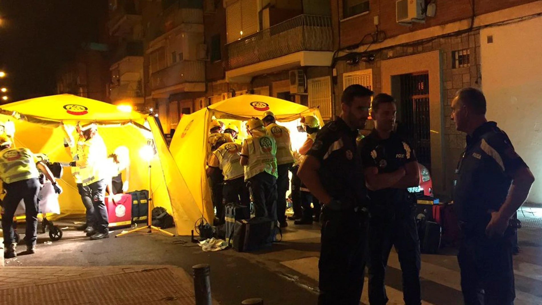 Puestos sanitarios de Samur para atender a los heridos Puestos sanitarios de Samur para atender a los heridos