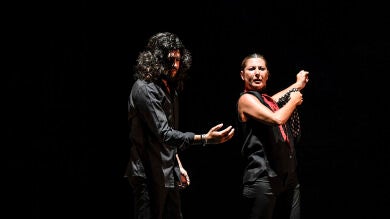 Sara Baras hechiza con su embrujo flamenco en Starlite