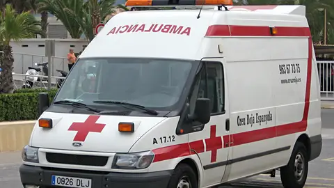 Ambulancia de la Cruz Roja Ambulancia de la Cruz Roja