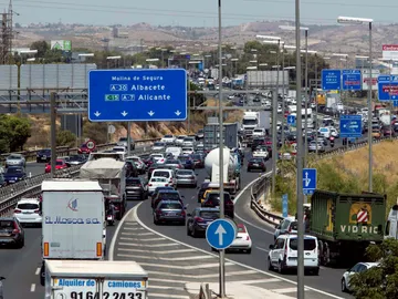 Retenciones de tráfico provocadas en la A-7 a la altura del nudo de Espinardo Retenciones de tráfico provocadas en la A-7 a la altura del nudo de Espinardo