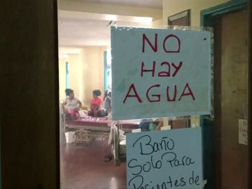La escasez de agua en Venezuela obliga a los hospitales a cerrar baños y cancelar operaciones