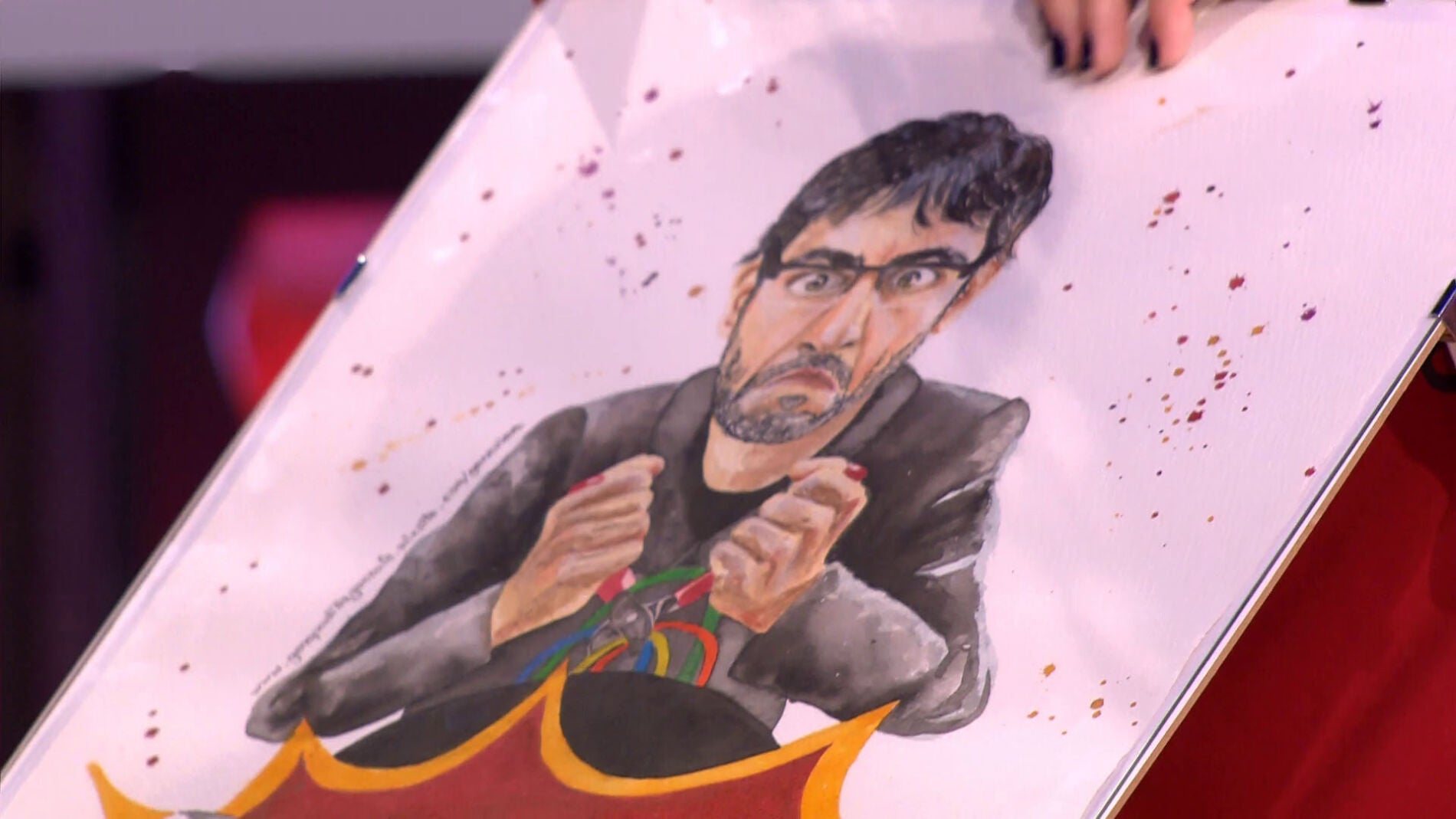 El regalo de una concursante a Juanra Bonet