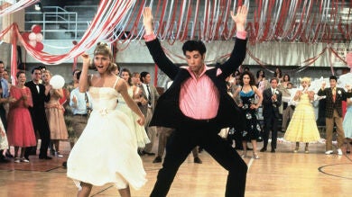 John Travolta y Olivia Newton-John vuelven a interpretar a Danny Zuko y Sandy Olsson en el 40 aniversario de 'Grease'