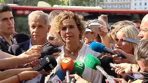 Montserrat: "Desde el PP no vamos a tolerar ninguna ofensa hacia el rey, hacia las víctimas y hacia las fuerzas de seguridad" Montserrat: "Desde el PP no vamos a tolerar ninguna ofensa hacia el rey, hacia las víctimas y hacia las fuerzas de seguridad"