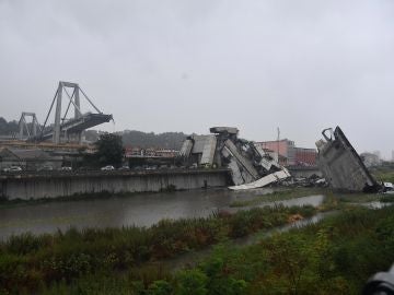 Puente derrumbado de Génova