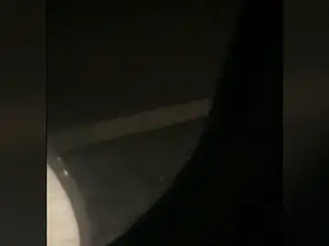 Un avión se sale de la pista al aterrizar de emergencia en Manila Un avión se sale de la pista al aterrizar de emergencia en Manila