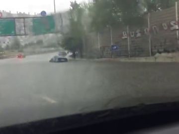 Las fuertes precipitaciones causan un herido por un rayo en Reus e inundaciones en gran parte de Cataluña Las fuertes precipitaciones causan un herido por un rayo en Reus e inundaciones en gran parte de Cataluña