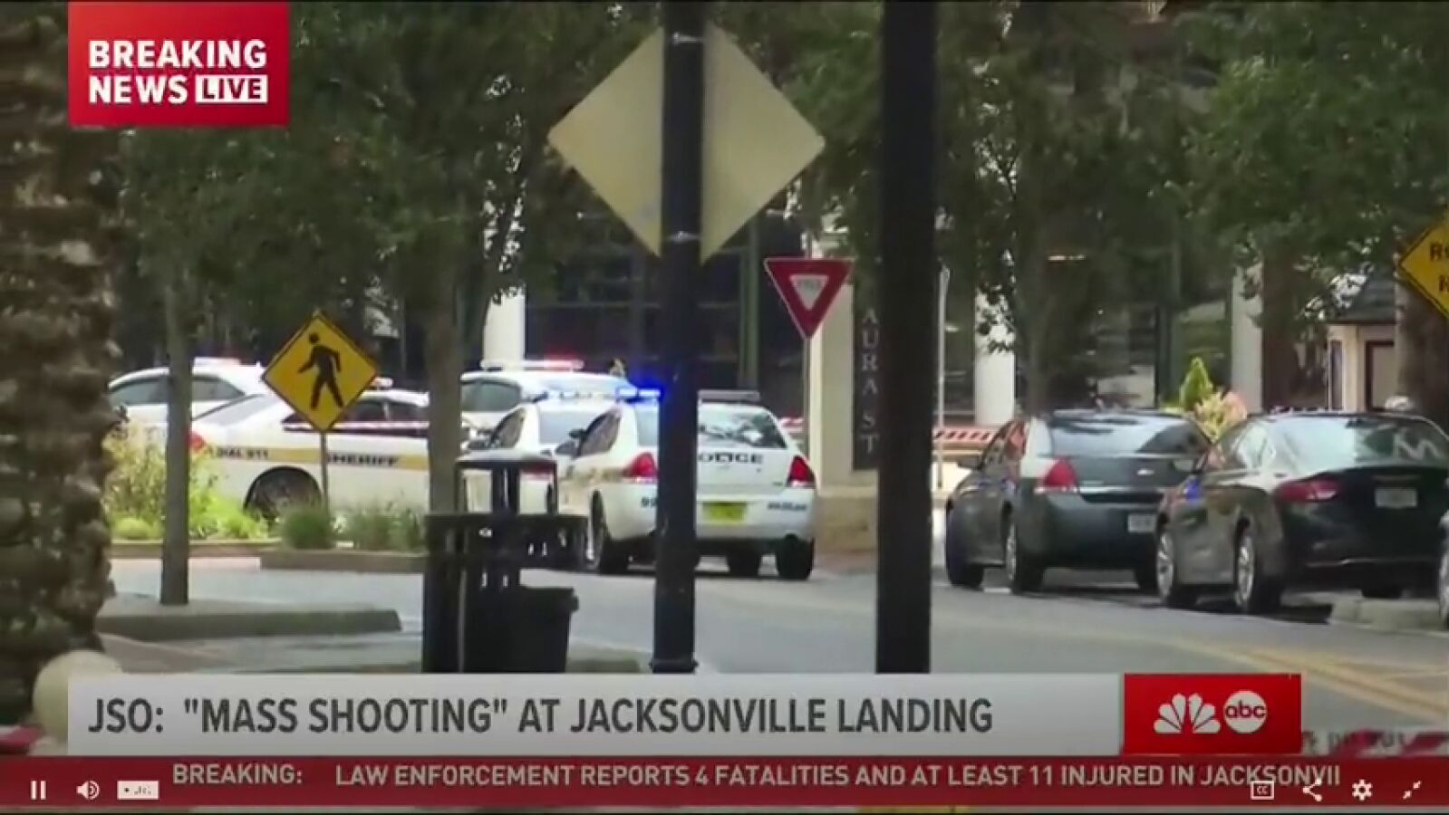 Primeras imágenes del tiroteo en una sala de videojuegos de Jacksonville