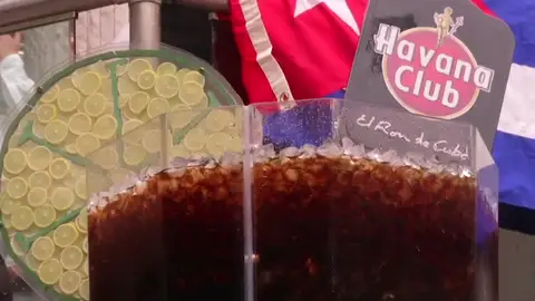 El cóctel “Cuba Libre” más grande del mundo con unos 500 litros El cóctel “Cuba Libre” más grande del mundo con unos 500 litros