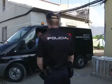 Una mujer de 60 años, asesinada por su pareja en Orihuela (Alicante) Una mujer de 60 años, asesinada por su pareja en Orihuela (Alicante)