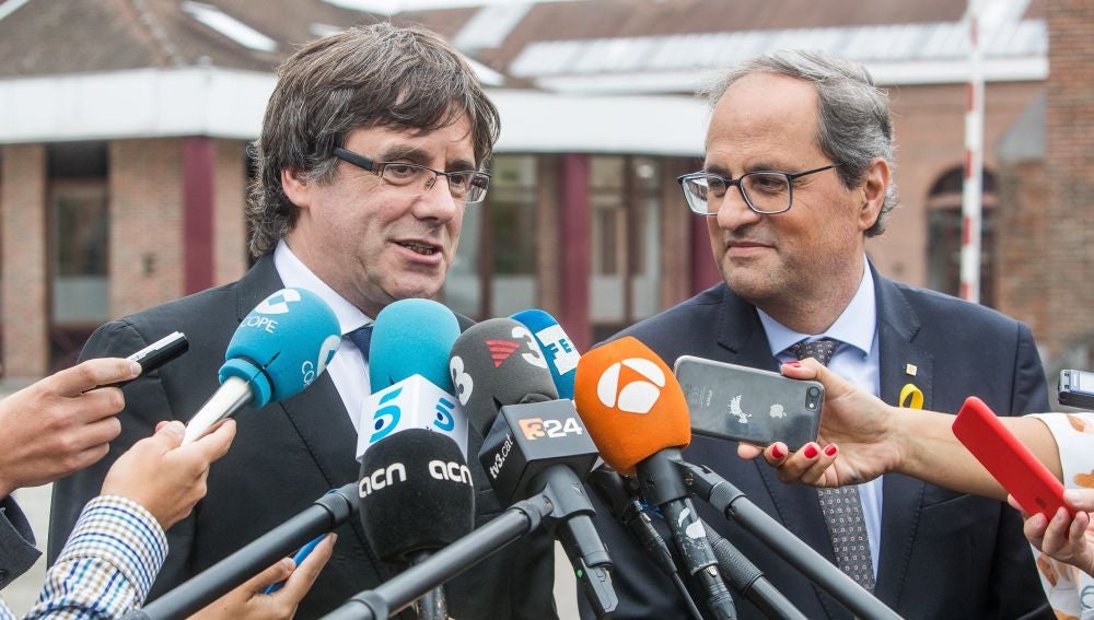 Carles Puigdemont y el presidente de la Generalitat, Quim Torra 