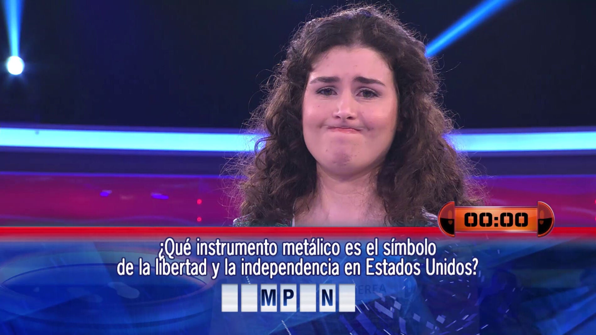 Un instrumento met&aacute;lico deja sin el premio a la concursante de '&iexcl;Ahora caigo!'