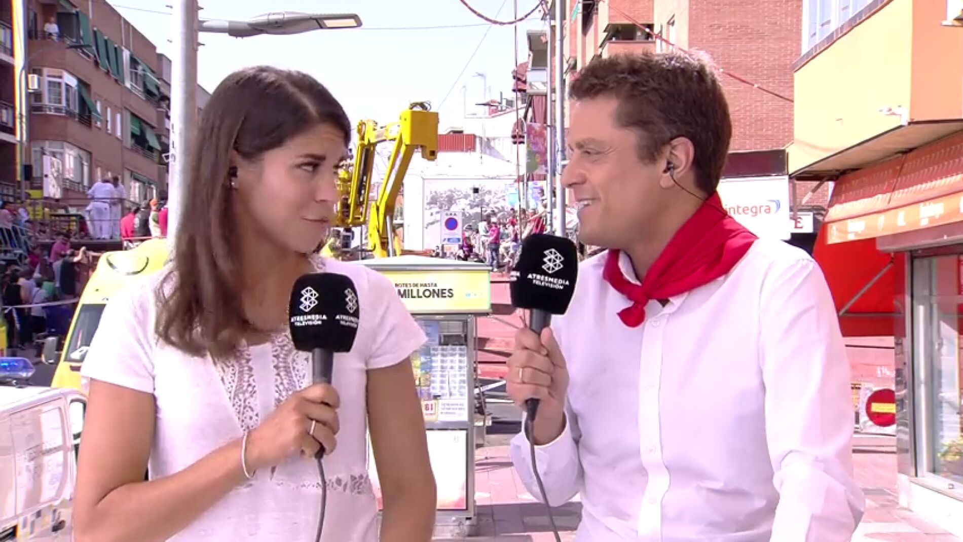 Lea Vicens, rejoneadora: "Aprend&iacute; antes a montar a caballo que a andar en bicicleta"