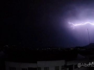 Espectacular tormenta eléctrica en Vigo