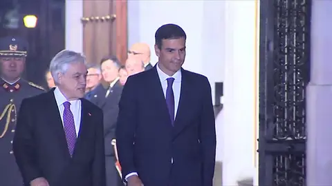 El Gobierno baraja presentar los Presupuestos en noviembre para aprobarlos en febrero, a tres meses de las elecciones municipales y autonómicas El Gobierno baraja presentar los Presupuestos en noviembre para aprobarlos en febrero, a tres meses de las elecciones municipales y autonómicas