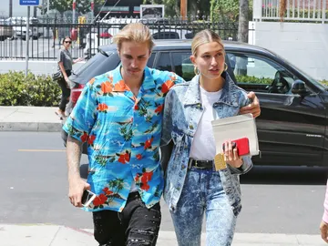 Justin Bieber y Hailey Baldwin Justin Bieber y Hailey Baldwin