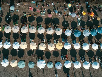 Bandera azul de sombrillas (29-08-2018) Bandera azul de sombrillas (29-08-2018)