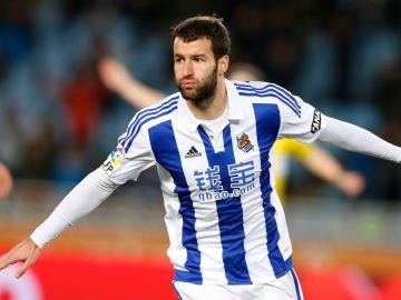 Agirretxe en un partido con la Real Sociedad