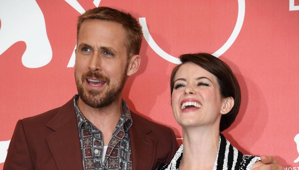 El actor canadiense Ryan Gosling y la actriz británica Claire Foy