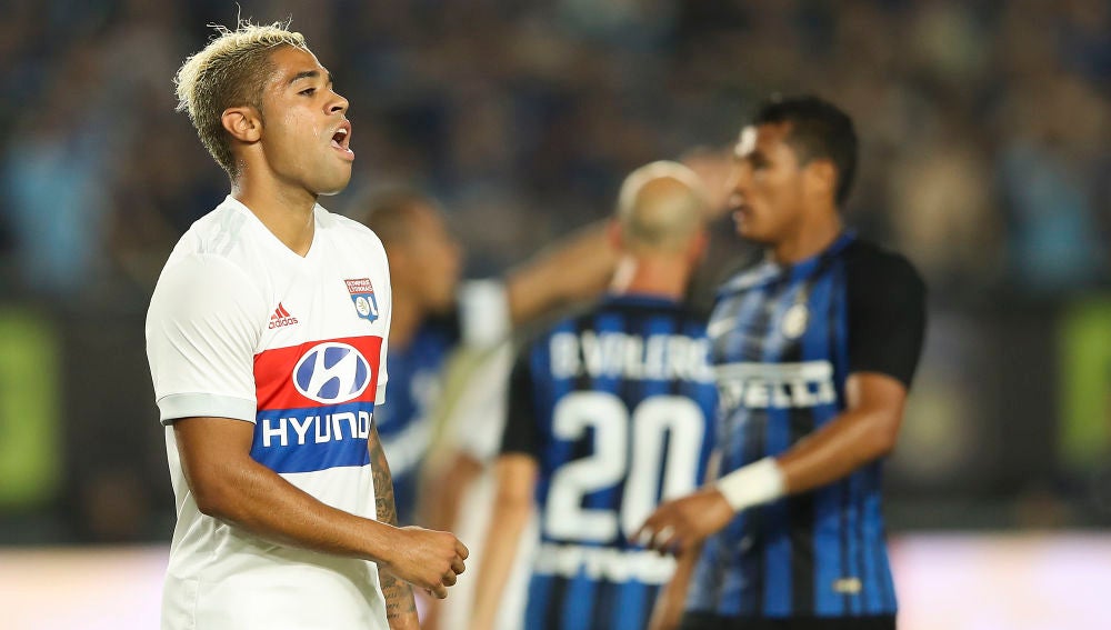 Mariano Díaz, durante un partido con el Olympique de Lyon