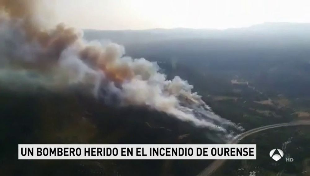 El incendio de Ourense supera las 100 hectáreas afectadas y un agente forestal ha resultado herido