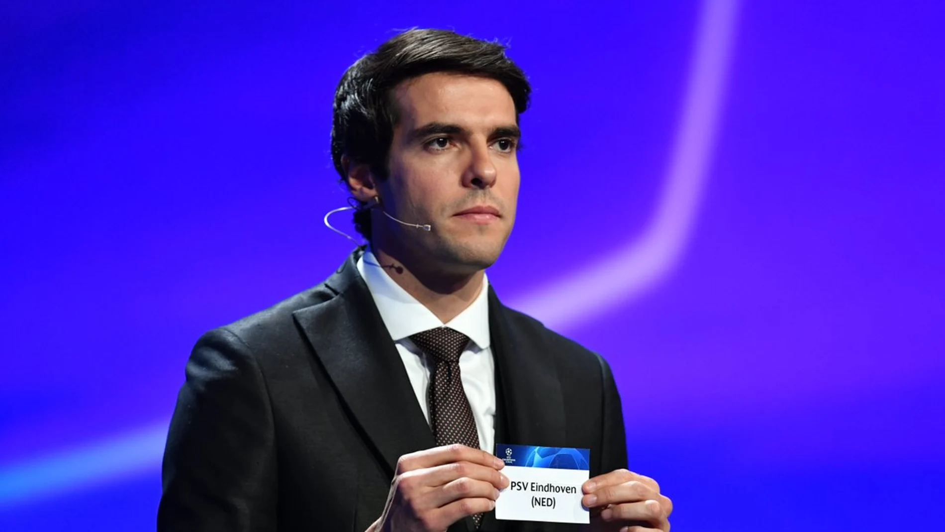 Kaká, durante el sorteo de la Champions Kaká, durante el sorteo de la Champions