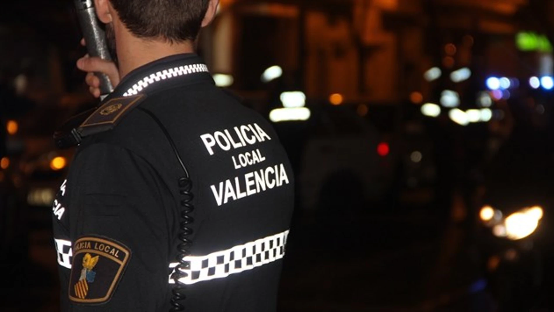 Un policía local de Valencia Un policía local de Valencia