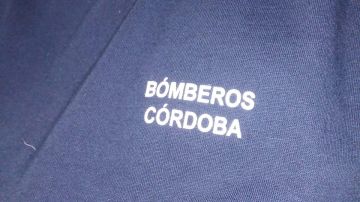 Los 'bómberos' de Córdoba y sus nuevos uniformes