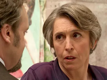 Emilia a Ortega: "Cuando pagues por tu crimen nuestro padre podrá morir en paz" Emilia a Ortega: "Cuando pagues por tu crimen nuestro padre podrá morir en paz"