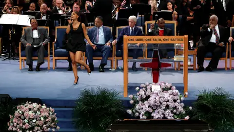 Ariana Grande, durante el funeral de Aretha Franklin Ariana Grande, durante el funeral de Aretha Franklin