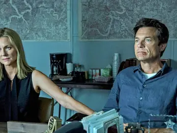 Laura Linney y Jason Bateman en 'Ozark' Laura Linney y Jason Bateman en 'Ozark'