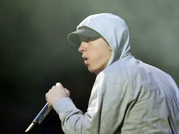 El rapero Eminem lanza un nuevo álbum 'sorpresa' El rapero Eminem lanza un nuevo álbum 'sorpresa'