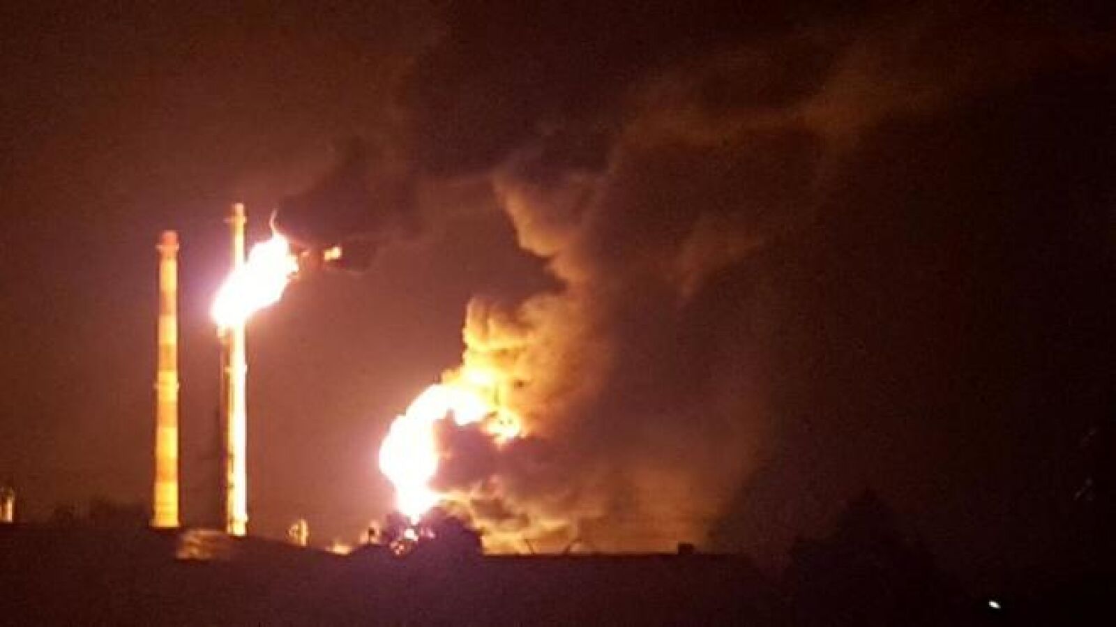 Alerta en Rusia por la explosión de una refinería de petróleo