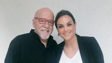Mónica Carrillo y Paulo Coelho