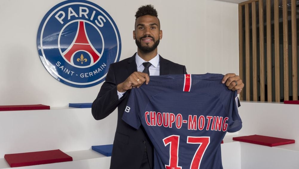 Eric Maxim Choupo-Moting se une a la plantilla del PSG