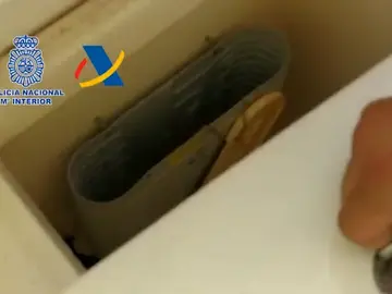 Desmantelada una organización de narcos liderada desde Galicia que introducía hachís por la costa levantina Desmantelada una organización de narcos liderada desde Galicia que introducía hachís por la costa levantina
