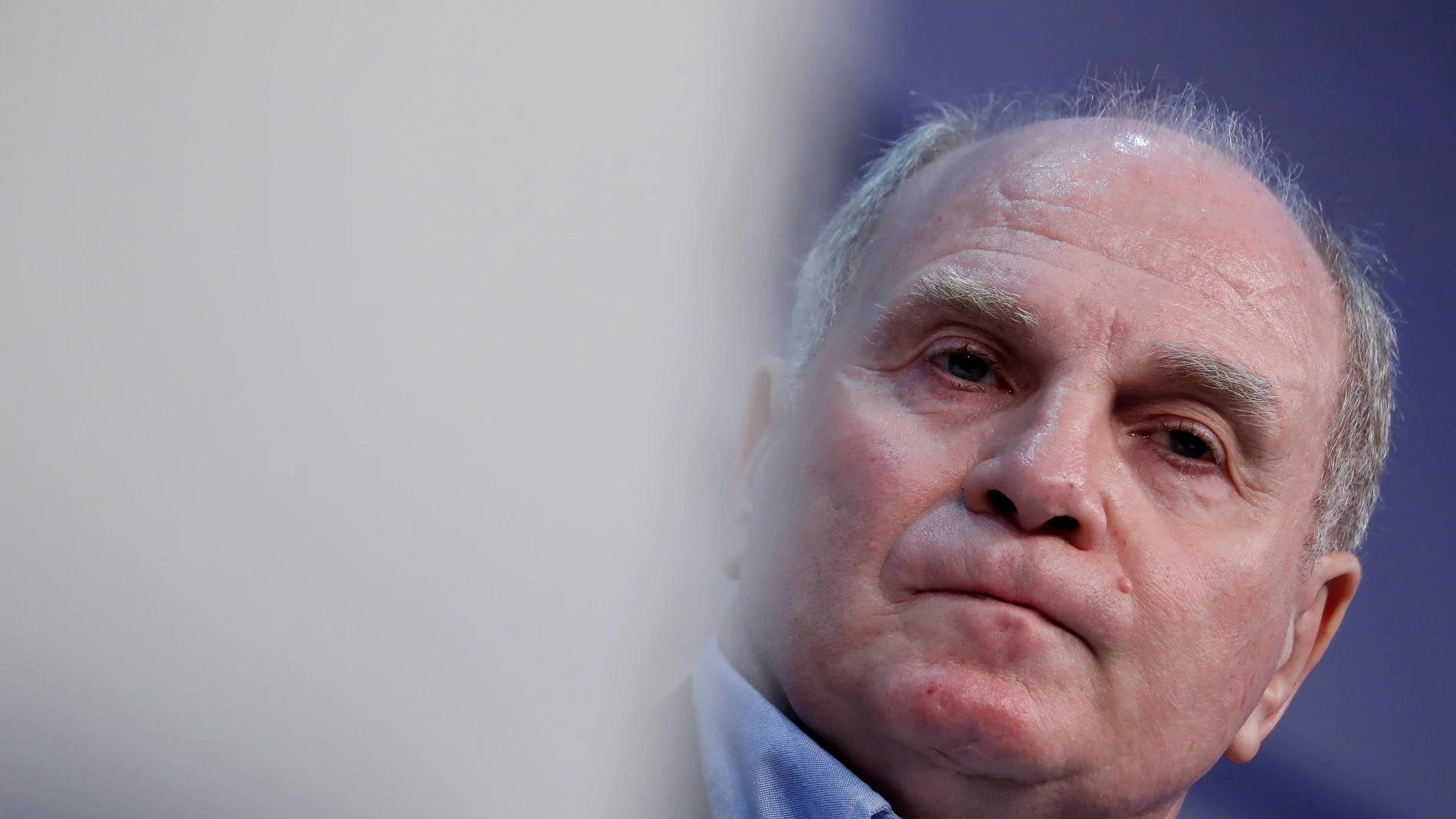 Uli Hoeness en rueda de prensa Uli Hoeness en rueda de prensa