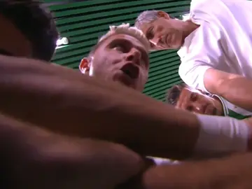 Joaquín motiva a sus compañeros antes del derbi contra el Sevilla Joaquín motiva a sus compañeros antes del derbi contra el Sevilla