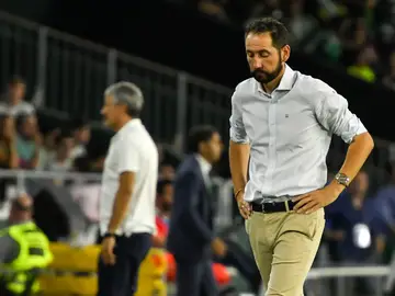 Machín, durante el partido contra el Betis Machín, durante el partido contra el Betis