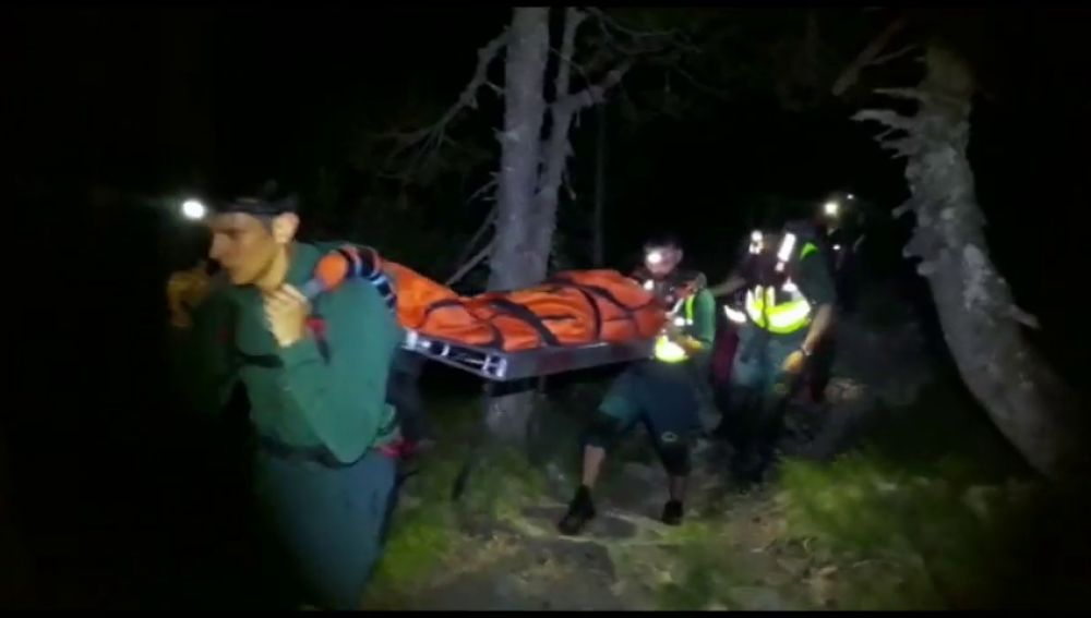 La Guardia Civil rescata a una montañera lesionada en el descenso de un pico en Benasque (Huesca)